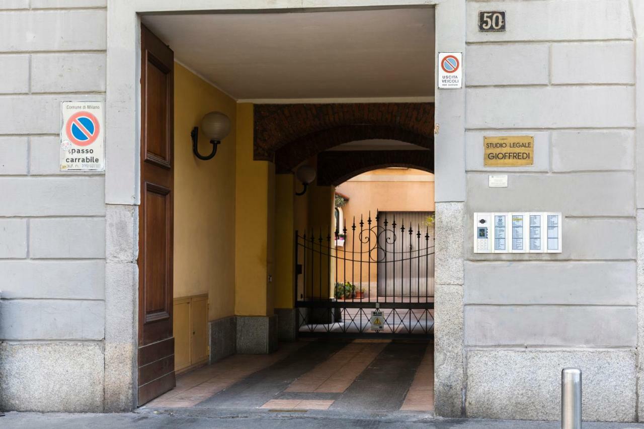 Smart Apartment - Milan Downtown Bagian luar foto